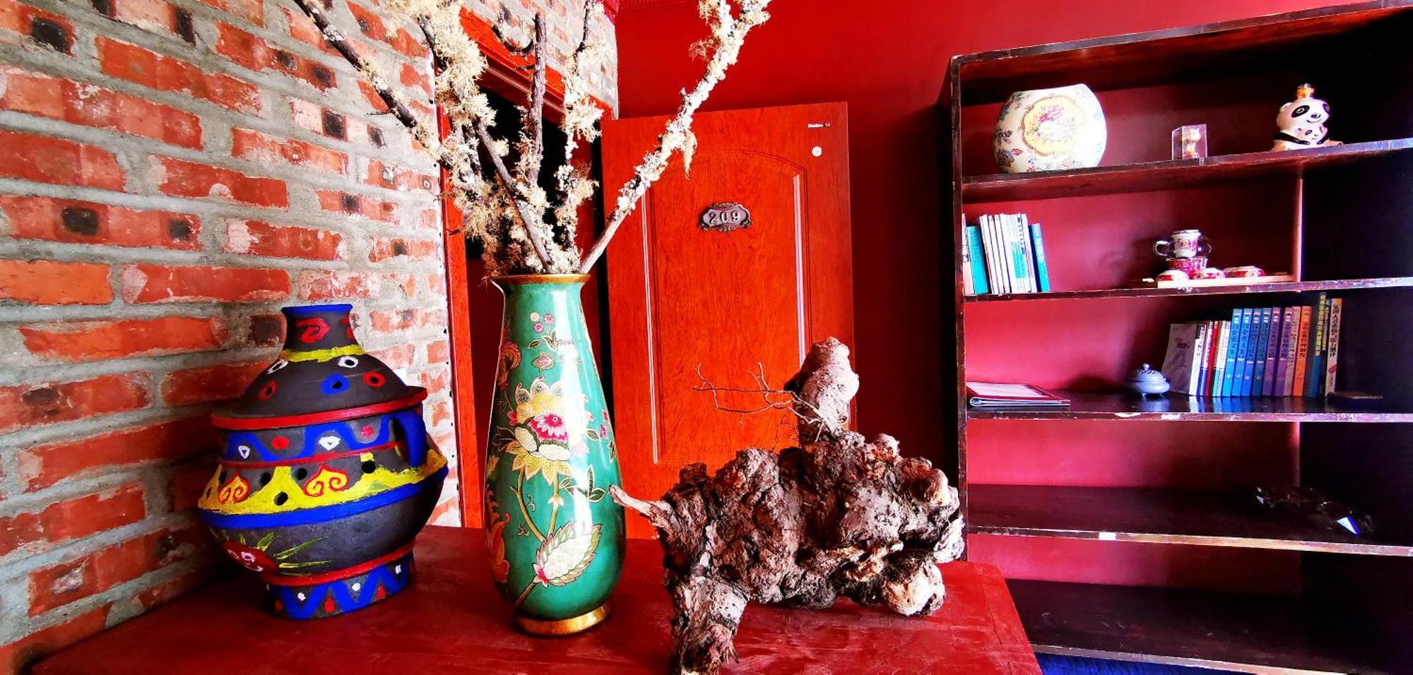Kangding Guozhuang Nan Wu Hao Boutique Inn المظهر الخارجي الصورة