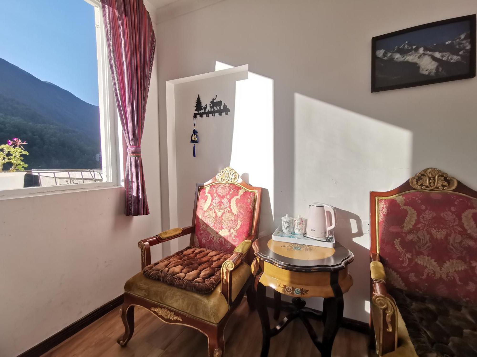 Kangding Guozhuang Nan Wu Hao Boutique Inn المظهر الخارجي الصورة